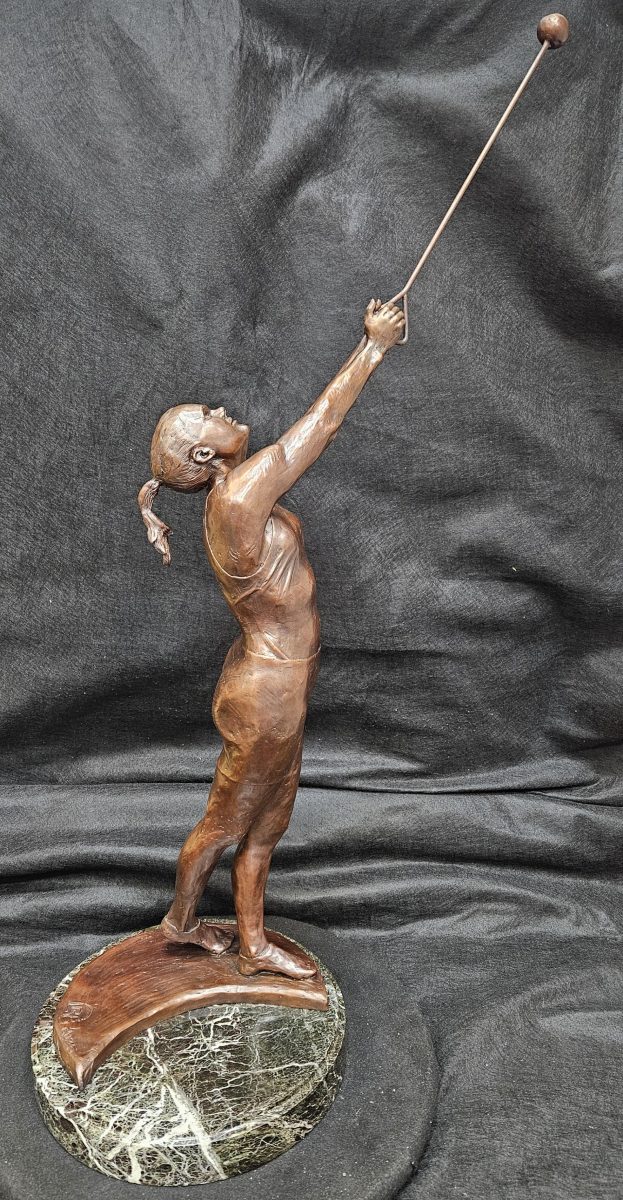 Hammer Toss sculpture by artist Larry Bechtel