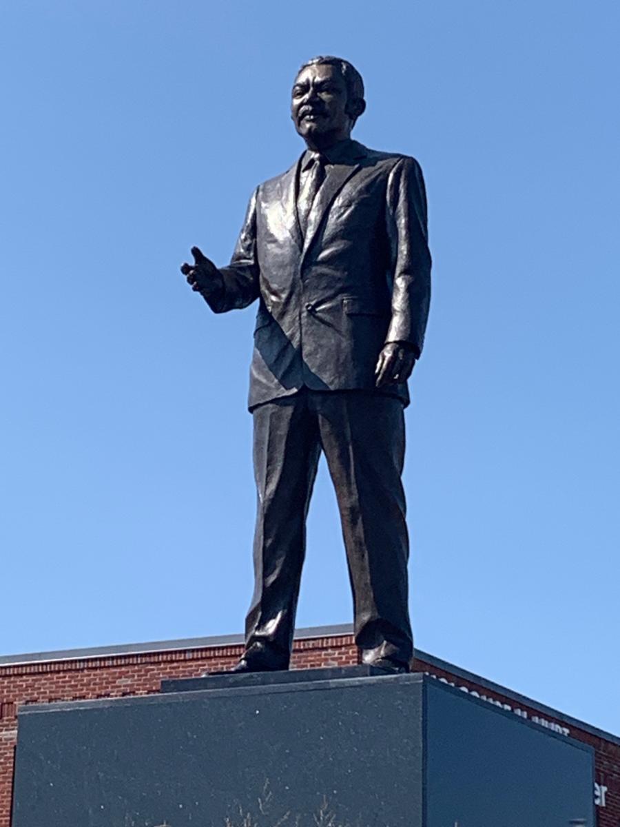 Mayor Teedy Thornhill