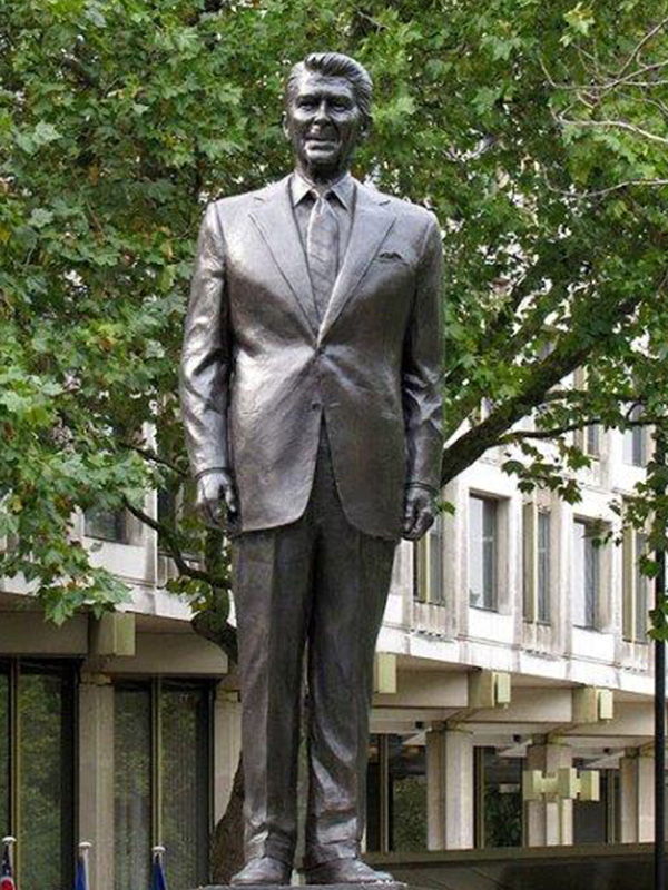 Ronald Reagan sculpture by Chas Fagan located in London England